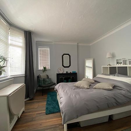 Spacious Double Studio-Style Room Orpington Dış mekan fotoğraf